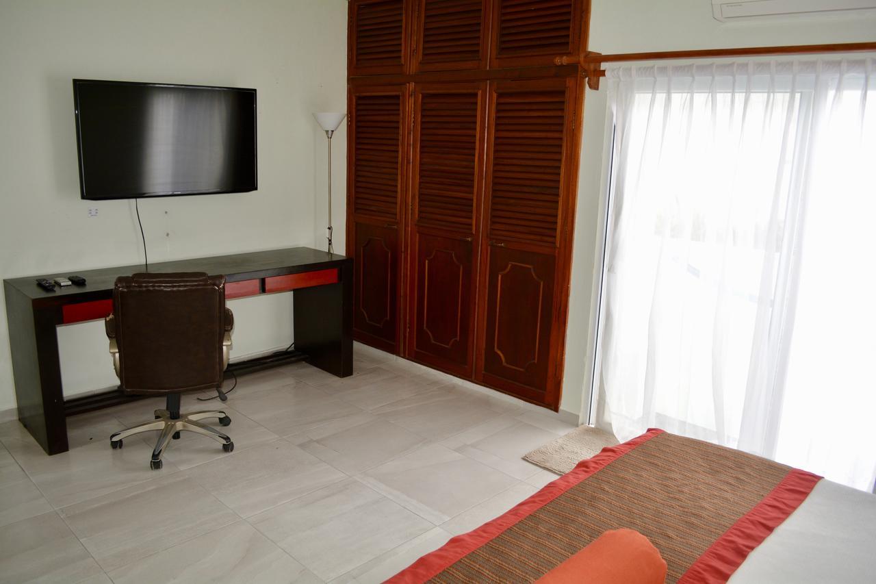 פוארטו מורלוס Suites Sanrey מראה חיצוני תמונה